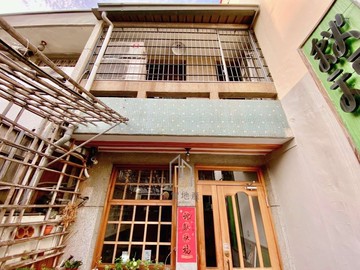 專任美術館人文聚落穩租中庭院小透天｜台中市西區五權西五街