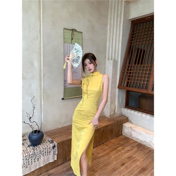 新中式復古國風拍照黃色旗袍女新娘法式高級感小眾禮服晨袍連衣裙