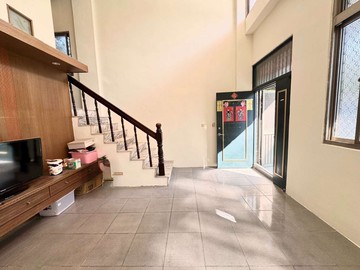 近國四旁｜靜巷免整理｜可双車透天｜台中市豐原區三豐路二段