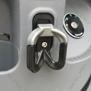 【臺灣有貨 可開票】電動車防脫鉤1拖2上開防脫鉤金箭F60臺鈴K30S K20 K10 專屬外賣鉤