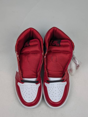 微瑕疵-左右腳內外側號跟微泛黃結晶體 CD0461-601 W7 WMNS Air Jordan 1 High OG ‘Satin Red’