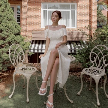 CHIC A SPACE 2WAY法式拼接透肌荷葉邊長洋裝(灰綠/奶白) 女裝 現貨 氣質 高級感