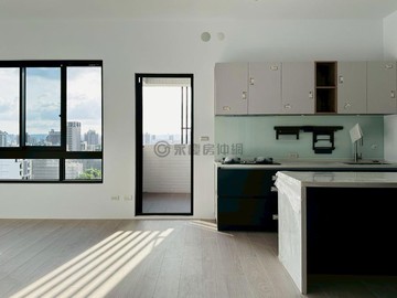 洲際14期漢神巨蛋｜2房2衛平車｜雅正YOUNG｜台中市北屯區豐德一街