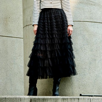 ILEY伊蕾 多層次網紗蛋糕長裙(黑；M-XL)