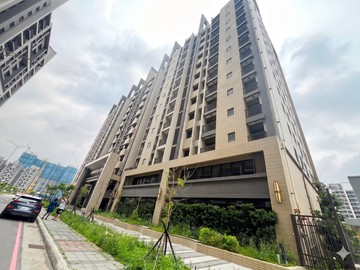 港都五路➖➖698萬|稀有釋出|佳鋐晴灣｜台中市清水區港都五路