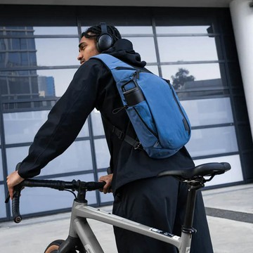 Alpaka Metro Crossbody 7.5L Axoflux 210D 肩背包 - 藍色/左肩