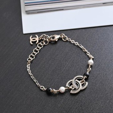 CHANEL 細閃水鑽CC LOGO珠珠手鍊(淡金)