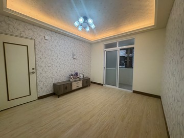 瑞隆商圈優質2樓公寓｜高雄市前鎮區瑞隆路