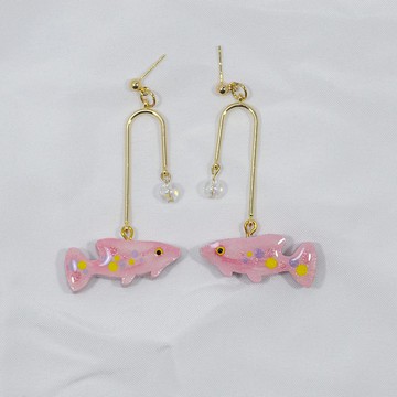 我是一隻魚 粉紫色幻彩波點小魚 追逐泡泡 個性耳環耳夾手繪木製