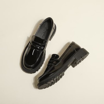 樂福鞋女英倫風黑色厚底小皮鞋2025新款春秋平底職業上班工作單鞋