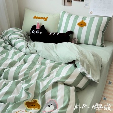 綠條紋四隻小狗毛巾繡床組 水洗棉床組 居家寢具 可愛床包 床單 床組 床包