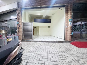 勝旗推薦★後站路邊店面★魔術空間面寬店面可朔1+2｜新北市樹林區中山路二段