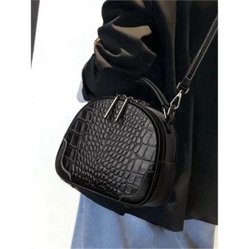 香港包包新款時尚休閑潮牌百搭女士真皮大容量爆款秋冬手提斜挎包