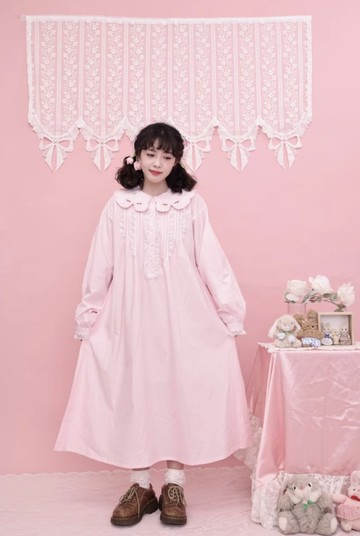 復古少女感 蝴蝶結花環 刺繡花邊連身裙