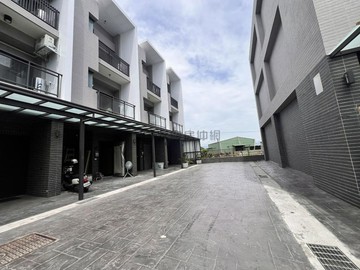 五結鳳凰愛買7、全新四套房好停車｜宜蘭縣五結鄉傳藝路一段