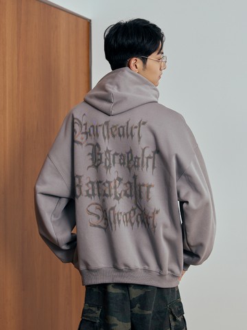 潮流刷漆哥德印花長帽T