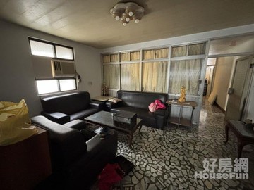 888五華商圈大空間(頂佳)邊間三面採光一層一戶｜新北市三重區五華街