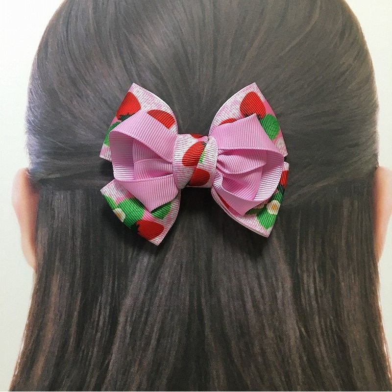 ハンドメイドヘアアクセサリー イチゴヘアゴム ピンク2重リボンでおしゃれ女の子のための可愛い保育園 幼稚園 小学生キッズアイテム 通販 Lineポイント最大5 0 Get Lineショッピング