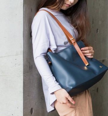 保證不脫皮-一年保固-台灣製作-純素皮革-經典托特包-夜藍駝