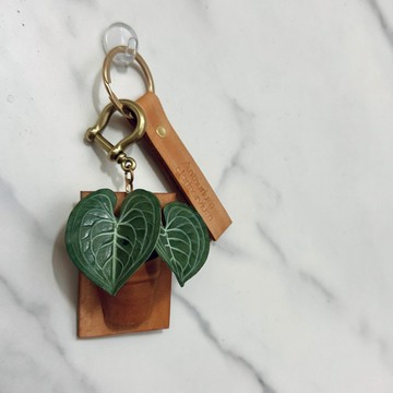 皮革製 圓葉花燭吊飾_送禮/收藏