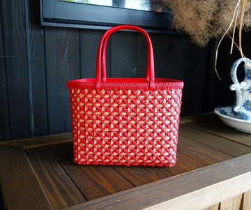 四つ目編織提籃