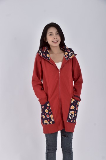(S) 印花紅色外套