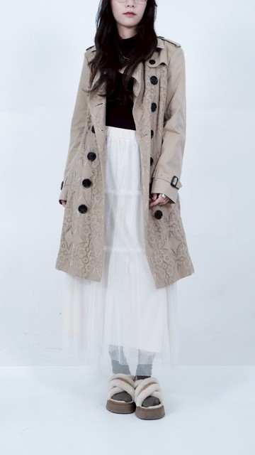 (S) burberry質感棉質長版雕花排釦風衣棕色外套