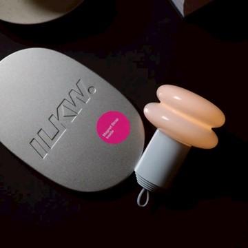 韓國 ILKW. SNOWMAN 攜帶式迷你燈 冰晶藍