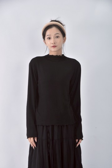 (L) 中領黑色短袖上衣