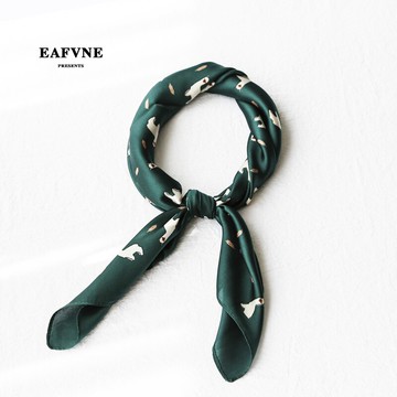 新款絲巾女春秋 夏季方巾 韓國復古百搭職業裝飾小領巾綢緞大方巾1入