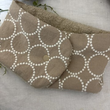 手作☆頸圈 北歐亞麻 米膚色 圓形刺繡絨毛