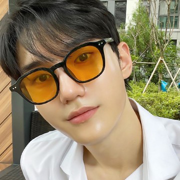 Melacme 方形旅行喇叭框時尚太陽鏡喇叭框 279  鏡框(黑色)+鏡片(橘色)  單一尺寸(總寬 146 毫米 x 高 47 毫米)