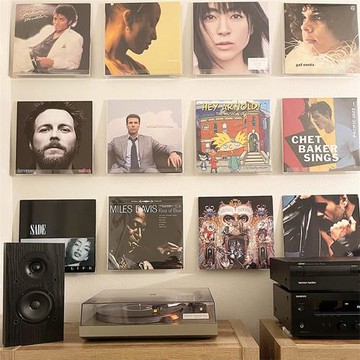 免打孔12寸黑膠唱片架亞克力上墻展示CD架LP收納架高透明置物支架