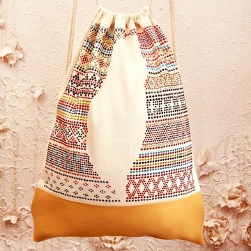 【GFSD】水鑽精品-背著國旗去旅行【拾肆】抽繩後背包-淺棕