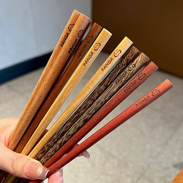 🔥臺灣出貨🔥原木風熊貓筷子高顔值無漆無蠟防潮防髮黴鷄翅木餐筷家用一人一筷