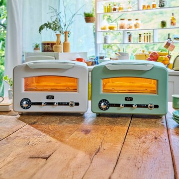 【旗天大瞬】專利0.2秒瞬熱烤箱三代旗艦款 AET-GP14TB 古典綠