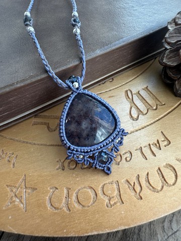 N1149 民族風 蠟線編織 太陽堇青石 銀珠 頸鏈 (可調長度)