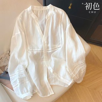 初色 法式亞麻風簡約寬鬆純色鏤空單排扣V領長袖襯衫上衣女上衣-白色-14889(M-2XL可選)