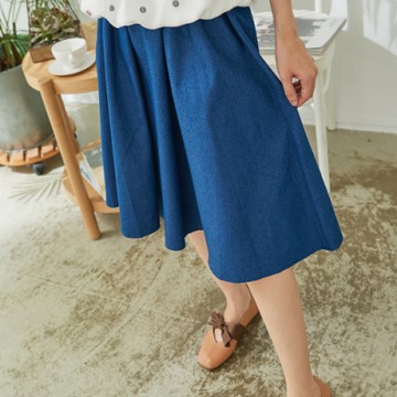 慢 生活 中長款鬆緊牛仔A字裙- 淺藍/藍