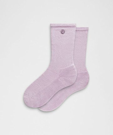 Unisex Daily Essential Crew Socks Size Medium
