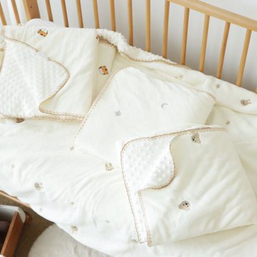 嬰兒蓋毯牛奶絨豆豆絨貝殼邊蓋毯新生兒童保暖毯子初生寶寶春秋被