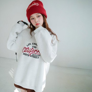 現貨★圓領英字刺繡休閒大學上衣(共2色)1021 【NR2162】