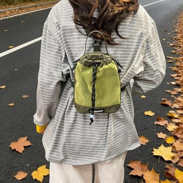 2026新款運動雙肩包單肩斜挎包大容量防水背包登山學生男女水瓶包