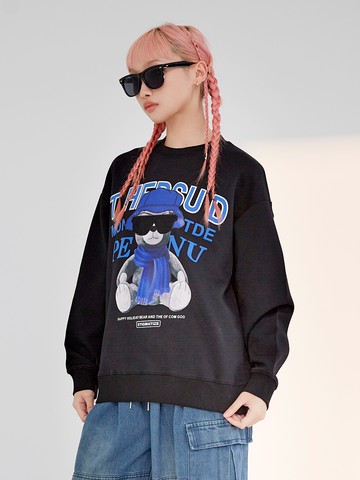 圍巾小熊卡通大學T