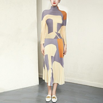 現貨+預購 三宅風皺褶衣服套裝女上衣長裙摺衣彈力女裝顯瘦折衣大碼-高領印花女裝74ff12【獨家進口】【米蘭精品】