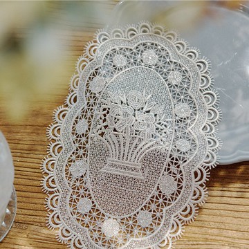 【禮物】浪漫古典水溶刺繡蕾絲桌墊-銀蔥香檳 (精緻11/豪華12件)