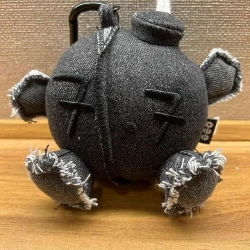 原廠 BTS 防彈少年團 黑色炸彈 毛絨鑰匙扣 煤爐鑰匙扣掛件 背包掛飾 送朋友禮物 演唱會粉絲應援 金南俊 金碩珍