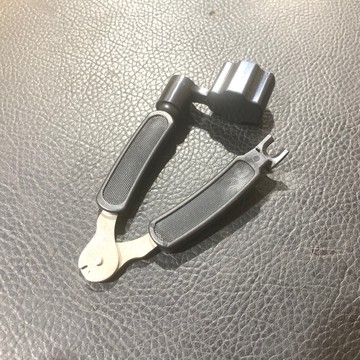 【巴哈樂器批發】捲弦器 剪弦器 拔釘器 吉他換弦神器 換弦工具 多功能捲弦器 多功能剪弦器
