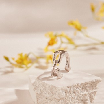 方形鏈條・純銀耳骨夾