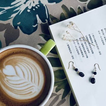 精神食糧(耳環)